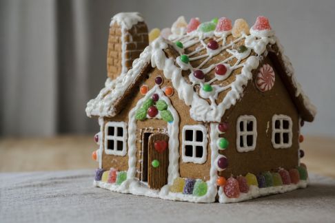 Créer une maison en pain d’épices décorative sans cuisson