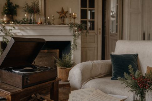 Retour sur les plus belles chansons de Noël au cinéma français