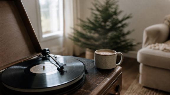 Noël au cinéma : focus sur les traditions musicales issues des films américains