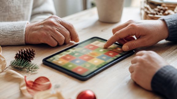 Créer un calendrier de l’Avent digital pour la famille à distance : méthodes et outils