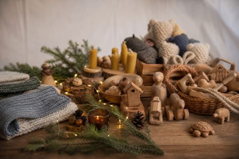 Les marchés de Noël solidaires : consommer autrement pour soutenir de bonnes causes