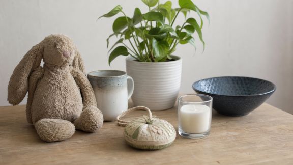 Favoriser le réemploi solidaire : donner une seconde vie aux décorations et cadeaux inutilisés