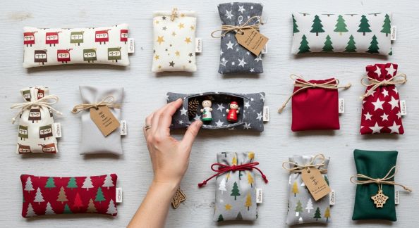 Comment faire des pochettes surprise de Noël en tissu réutilisable